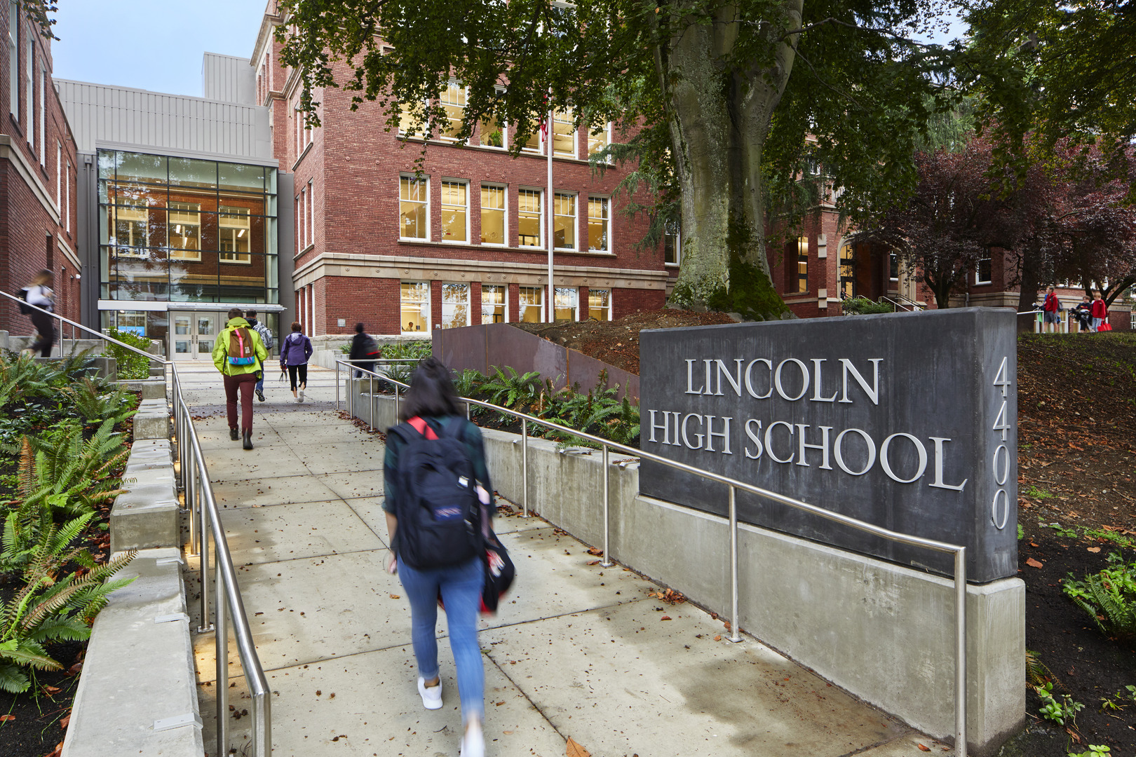 This text will be IGNORED!