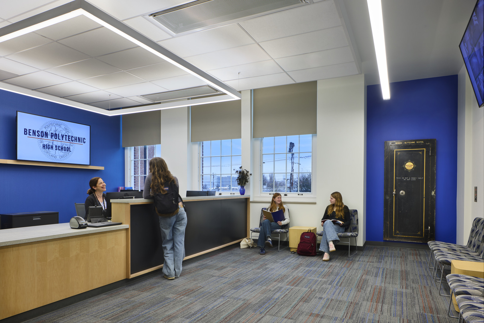 This text will be IGNORED!