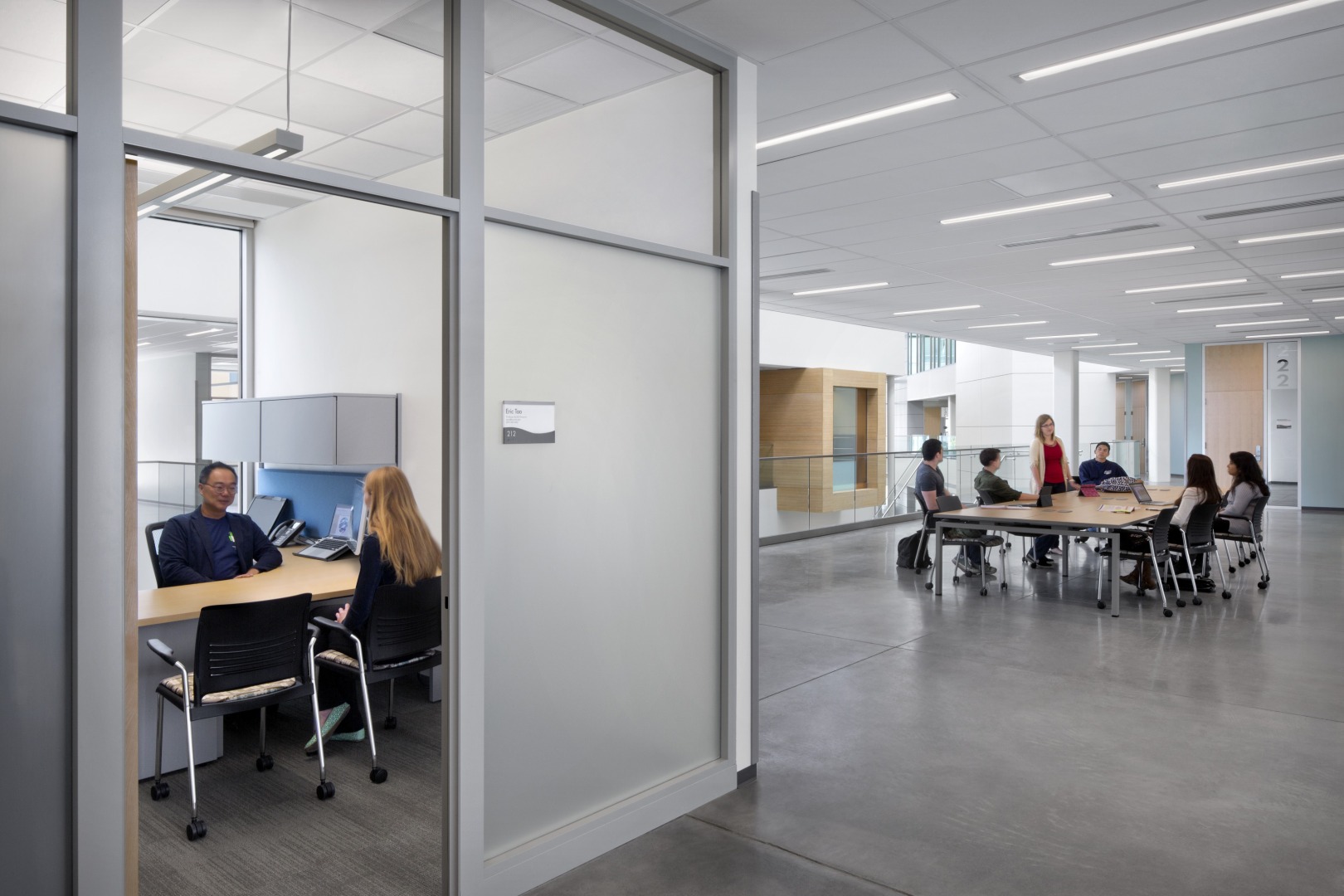 Office design and renovation makes spaces more friendly. 